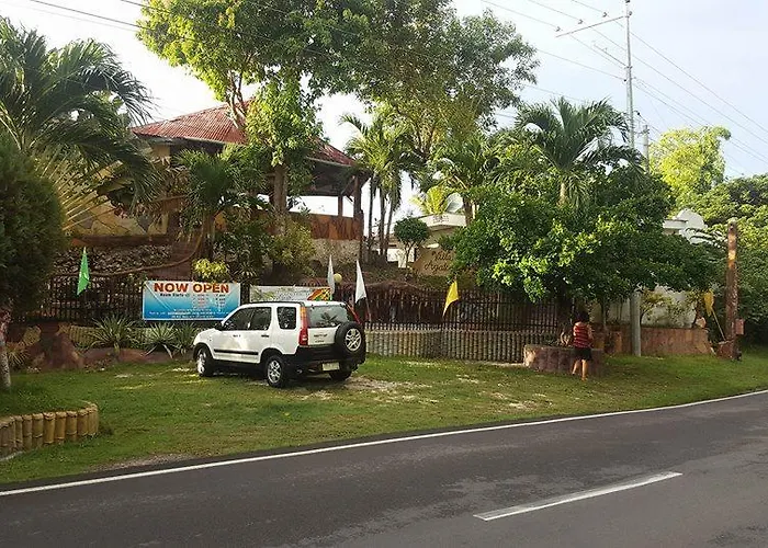 Villa Agatona Garden Resort *